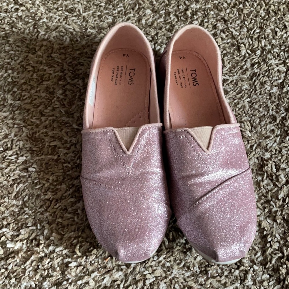 Cute Sparkly Pink Toms